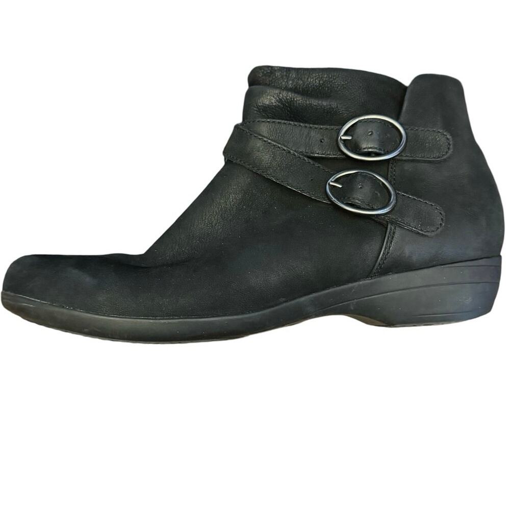 Dansko Faithe Women's Black Leather Buckle Zipper Ankle Boots 38 7.5-8 bootie - Picture 2 of 10